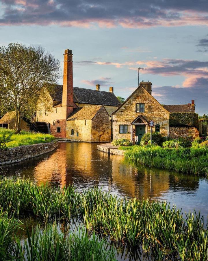 Large Stylish Luxury Cotswold Cottage - Ideal For Families, W/ Ev Charging Andoversford Luaran gambar